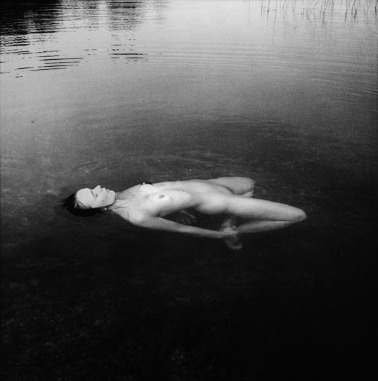 Tuija Lindstrom-NEAPARAT.ro