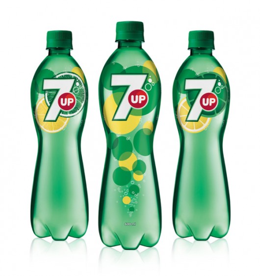 design nou sticla / 7 Up / NEAPARAT.ro