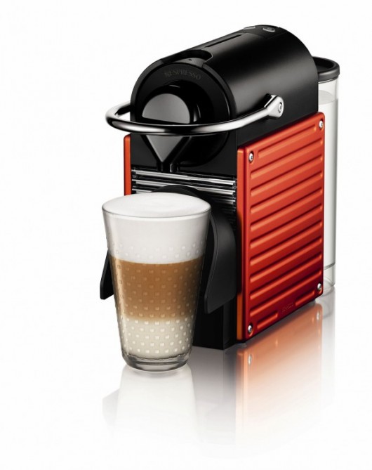 nespresso-pixie-NEAPARAT.ro