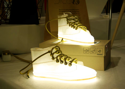 shoe lamp Clara Sjodin -NEAPARAT.ro