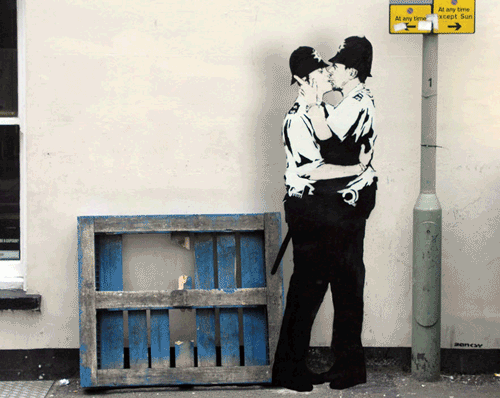 Banksy GIF -NEAPARAT.ro