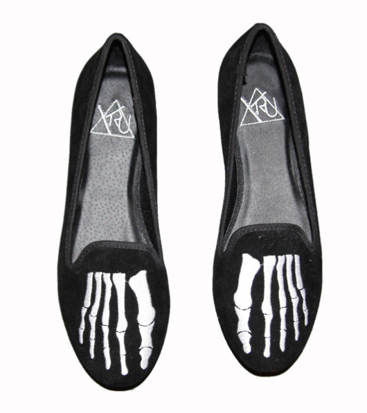 Skull Slip Ons
