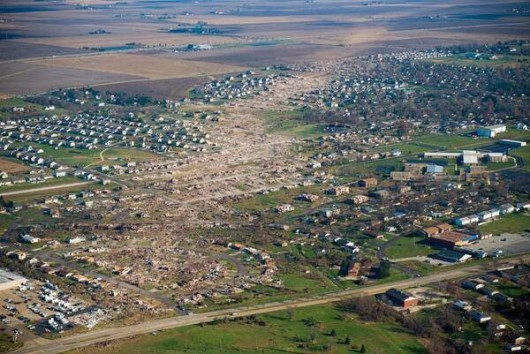 Tornado   Illinois 17 noiembrie