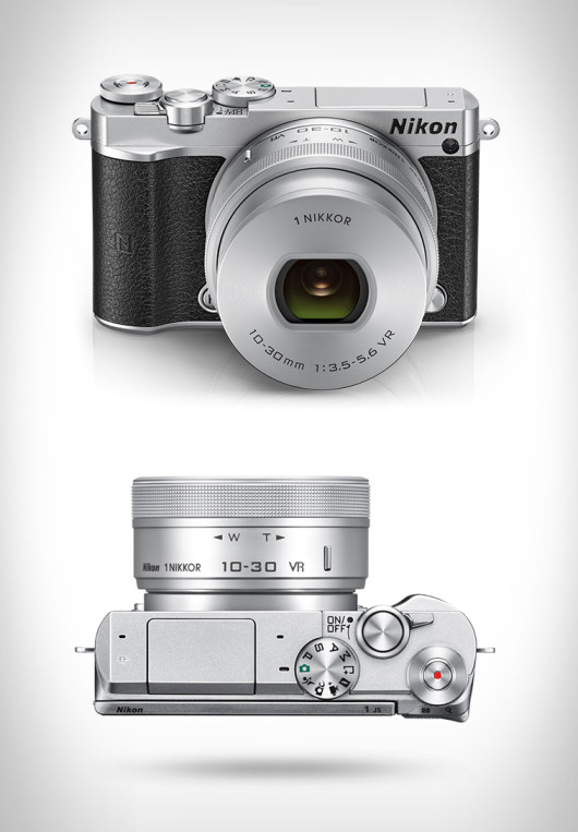 Nikon 1 J5