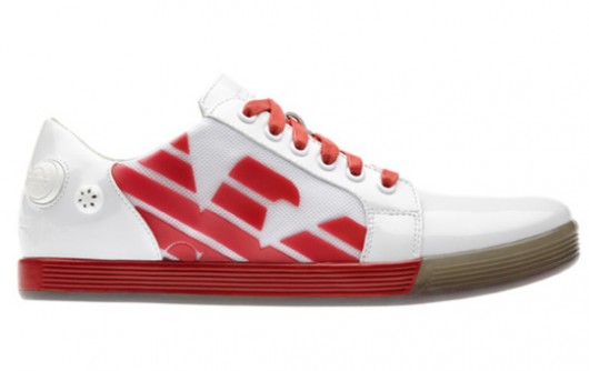 armani-reebok-NEAPARAT.ro
