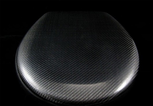 Carbon-Fiber-Toilet-Seat_1-NEAPARAT.ro