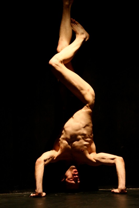 dance_a_playful_body-NEAPARAT.ro