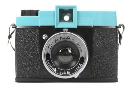 lomography-diana-deluxe-kit-3-NEAPARAT.ro