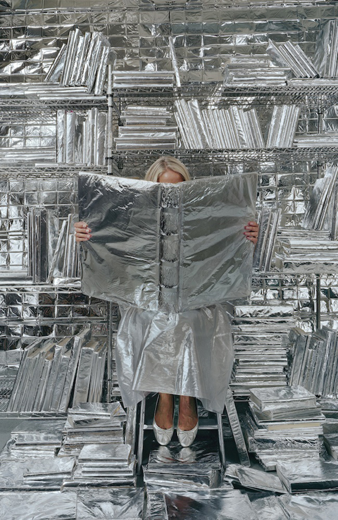 Rachel Perry Welty-NEAPARAT.ro